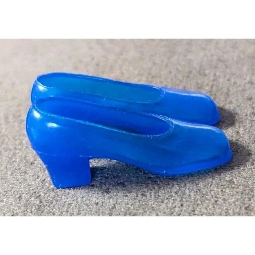 Vintage Barbie Francie Royal Blue Mod Square Toe Shoes Kitten Heels Japan
